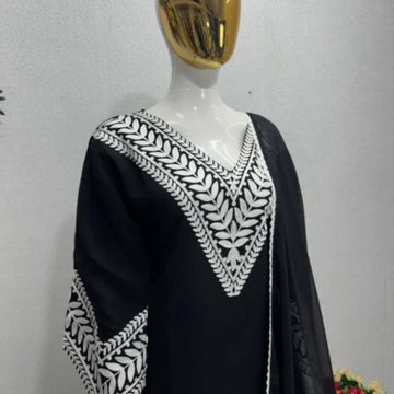 Georgette Women Kurti With Bottomwear