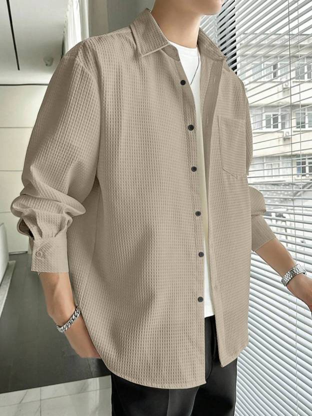 Men Regular Fit Checkered Spread Collar Casual Shirt